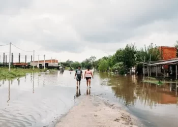 Gualeguaychú: hay 928 personas evacuadas por las lluvias