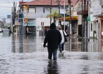 Fuerte Temporal de Lluvia y Viento en el AMBA