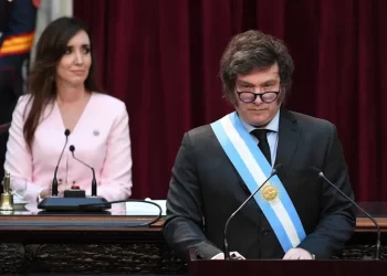Javier Milei cruzó a Victoria Villarruel por convocar a la sesión para tratar el mega DNU