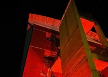 La Municipalidad obereña de rojo por enfermedades cardiovasculares