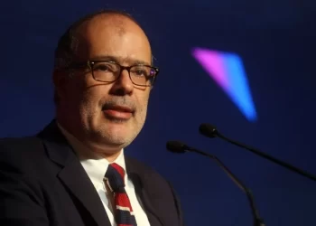 El FMI manda una misión urgente en alarma por la falta de un plan de Caputo