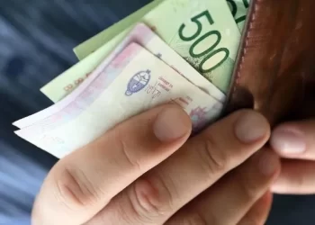 Argentina ya tiene el salario mínimo en dólares más bajo de la región