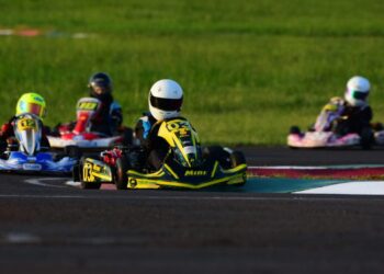 EL KARTING TAMBIÉN PONE PRIMERA