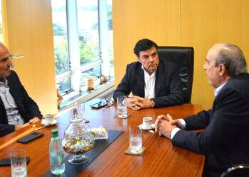 Francos comprometió saldar deudas y trabajar en consenso con Misiones