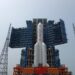 China lanza nave espacial para investigar la cara oculta de la luna