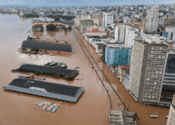 Son 137 los muertos por inundaciones en el sur de Brasil