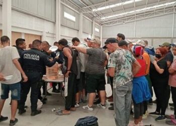 Rescatan a más de 200 migrantes en el centro de México