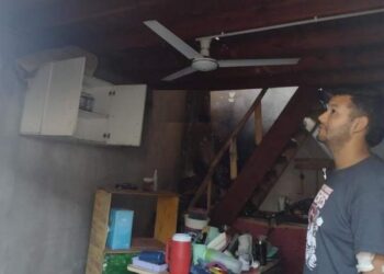 Festejaba su cumpleaños en Corrientes y se le incendió la casa