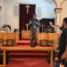 Intentó asesinar a un pastor durante una misa y dijo «Dios me pidió que lo hiciera»