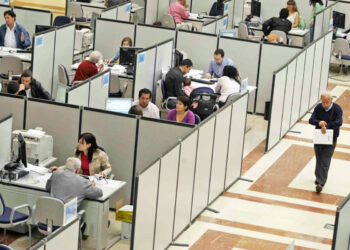 En los últimos cuatro meses hubo casi 20 mil empleados públicos despedidos