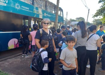 Paseo guiado por Posadas para alumnos de la Escuela especial Nº1