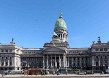 El Gobierno aceptó cambios para destrabar el proyecto de la Ley Bases