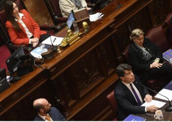 Son más de 50 los funcionarios que renunciaron en menos de 6 meses de gestión