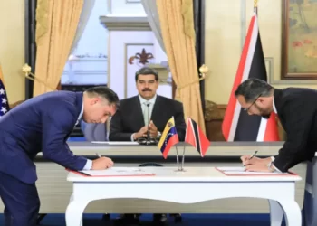 Venezuela firma acuerdos energéticos con Trinidad y Tobago