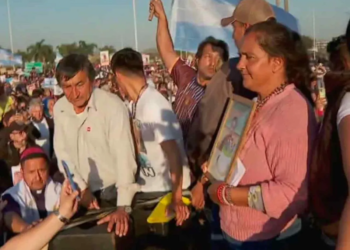 Corrientes acompañó a los padres de Loan pidiendo por justicia