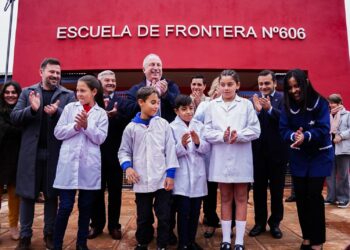Inauguraron el nuevo edificio de la escuela de frontera N°606 y el NENI en Santa María