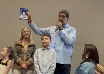 Presentan en Venezuela película y libro sobre vida de Nicolás Maduro
