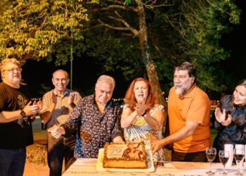 Ángel “Pato” García celebró sus 79 años en la Costanera