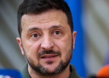 Ucrania celebra liberación de 10 civiles detenidos por Rusia