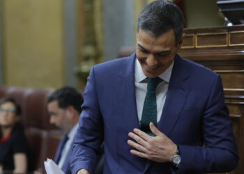 El presidente de España plantea medidas de transparencia para medios de comunicación