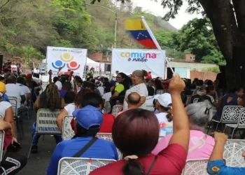 Maduro: «Venezuela construye un Estado nuevo, al servicio del pueblo»