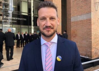 Activar pide que Germán Kiczka renuncie a su banca para facilitar la investigación