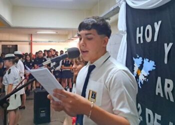 Estudiantes secundarios manifestaron su apoyo a Andresito De Lima tras su destitución
