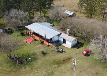 La Escuela 889 de Colonia Mártires ya está conectada a Starlink