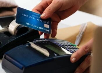 Eliminan retenciones a cuenta de IVA y Ganancias en las ventas de comercios