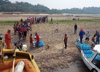 Declaran emergencia por sequía en región amazónica de Manaos Brasil