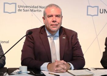 “Claramente la sociedad seguirá defendiendo la universidad pública”