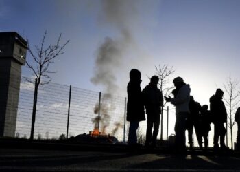 Al menos cinco muertos y varios heridos tras incendio en cárcel de Perú