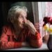 Por no poder pagar el alquiler, cada vez más jubilados se internan en geriátricos