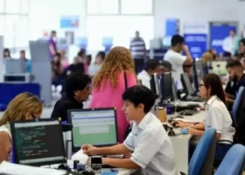 El Gobierno le tomará un examen de idoneidad a más de 40 mil empleados del sector público