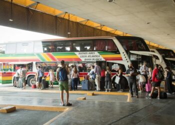 El Gobierno desreguló el transporte automotor de media y larga distancia