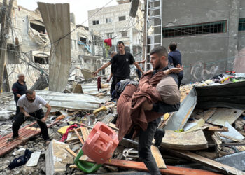 Gaza: 44 palestinos murieron durante ataques aéreos israelíes