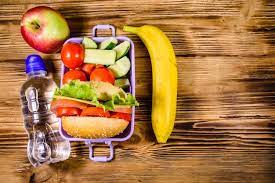 Advierten sobre la adecuada hidratación y alimentación en el verano