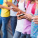 Australia aprobó la primera ley del mundo que prohíbe el uso de redes sociales a menores de 16 años
