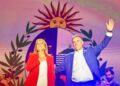 Yamandú Orsi se impuso en el balotaje y será el nuevo presidente de Uruguay