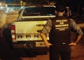 Dejó su camioneta para que se la reparen y la vendieron