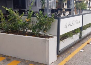 Comercios de Oberá comenzaron a instalar parklet