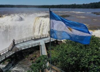 Proyectan la ampliación de pasarelas de la Garganta del Diablo