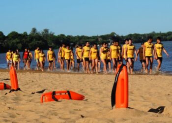 El aumento de aspirantes impulsa la necesidad de más escuelas de guardavidas en Misiones