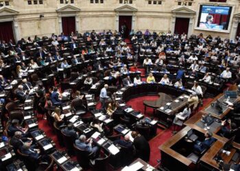 El Gobierno impulsa la destitución de otros legisladores investigados