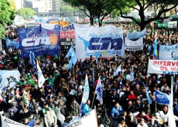 Marcha de las CTA: el sindicalismo vuelve a la división entre dialoguistas y combativos