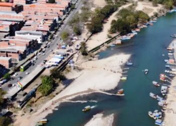 Bullrich quiere un alambrado de 20 metros entre Salta y Bolivia
