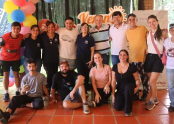 El Programa Cerca Sociocomunitario: Apoyo y Oportunidades para la Comunidad