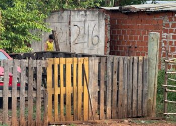 Unas 30 familias de Posadas reclaman al Estado que garantice servicios esenciales