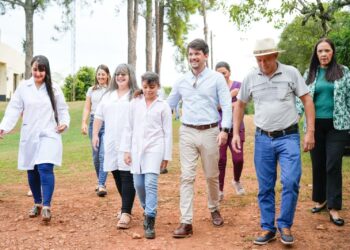 Un motor para la esperanza: Brenda seguirá estudiando en su isla