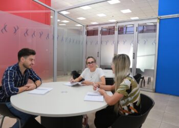 Más financiamiento y herramientas digitales en la agenda 2025 del Fondo de Crédito Misiones